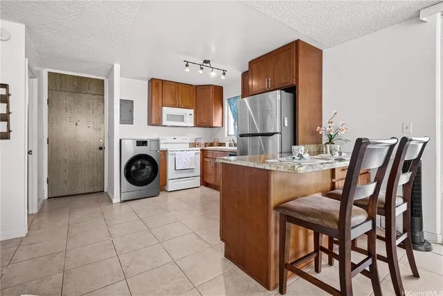 $446,000 | 670 Prospect Street, Unit II501, Honolulu, HI 96813