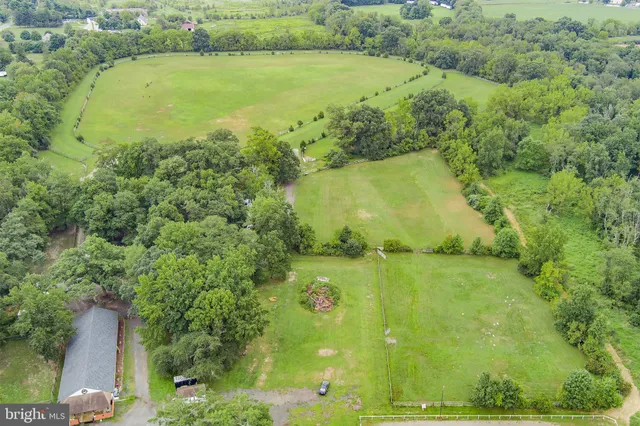 $1,065,000 | 2328 Monmouth Road, Jobstown, NJ 08041