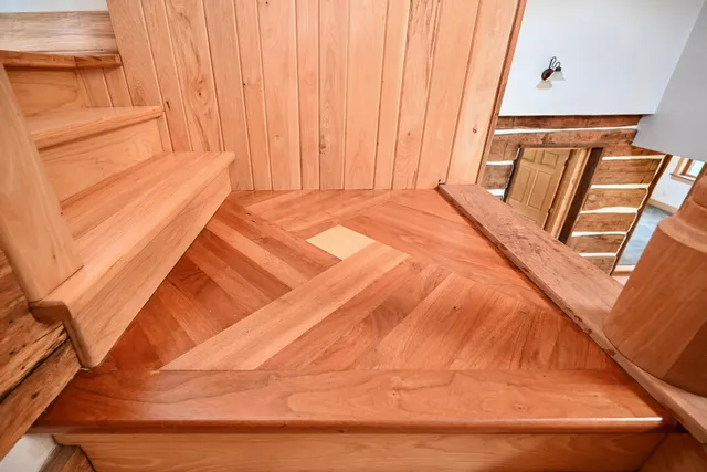 $350,000 | S3093 Baertsch Valley Road, Fountain City, WI 54629