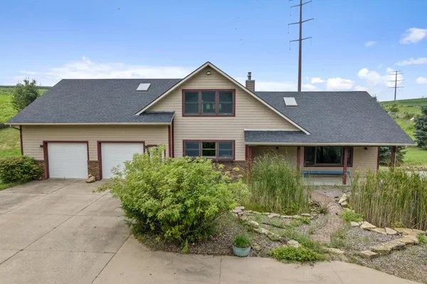 $350,000 | S3093 Baertsch Valley Road, Fountain City, WI 54629