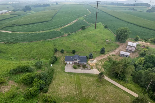 $350,000 | S3093 Baertsch Valley Road, Fountain City, WI 54629