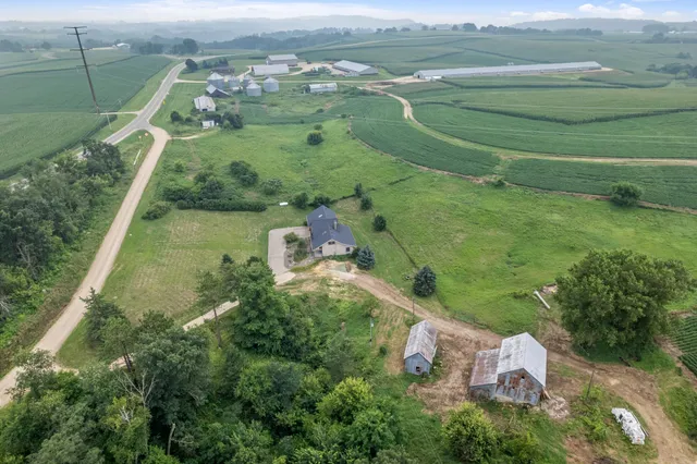 $350,000 | S3093 Baertsch Valley Road, Fountain City, WI 54629