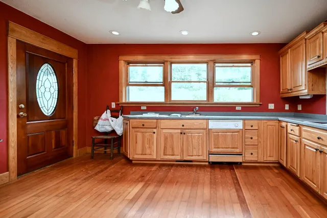 $350,000 | S3093 Baertsch Valley Road, Fountain City, WI 54629