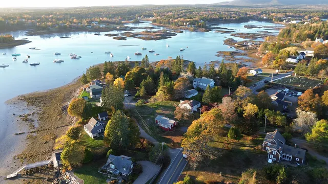 $399,000 | 139 Harbor Drive, Tremont, ME 04653