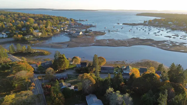 $399,000 | 139 Harbor Drive, Tremont, ME 04653