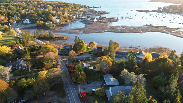 $399,000 | 139 Harbor Drive, Tremont, ME 04653