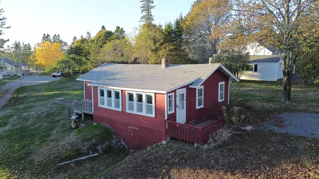 $399,000 | 139 Harbor Drive, Tremont, ME 04653