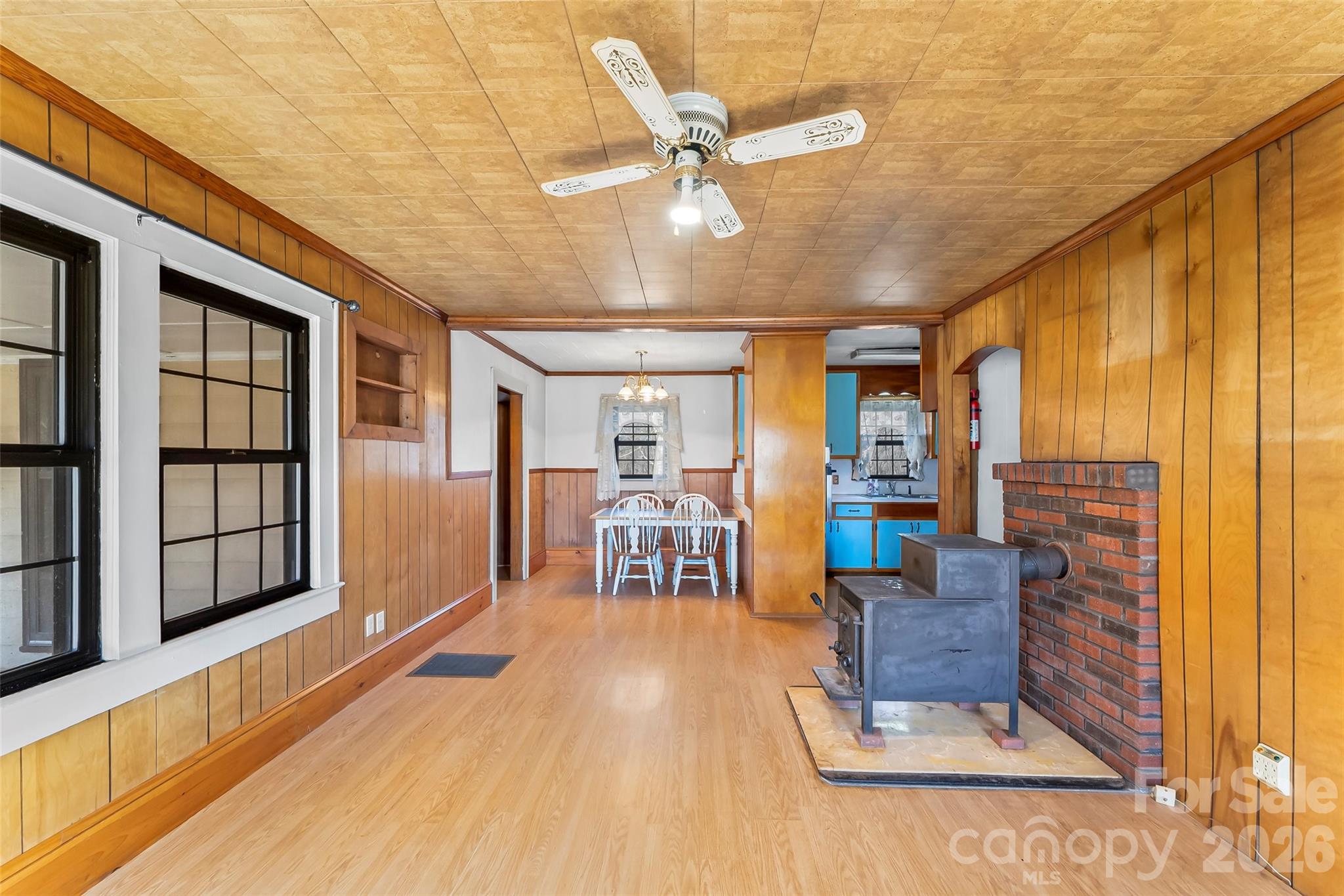 4676 Bowman Road Hickory, NC 28602 - Photo 3 of 26