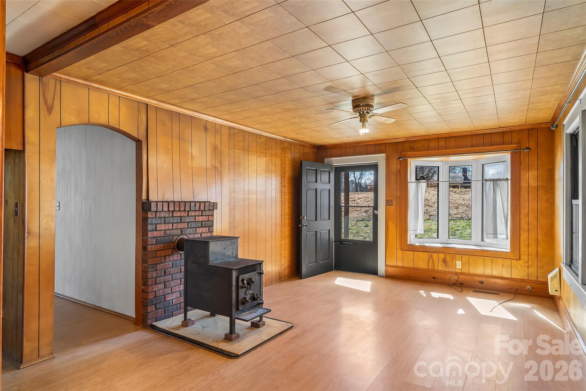 4676 Bowman Road Hickory, NC 28602 - Photo 5 of 26