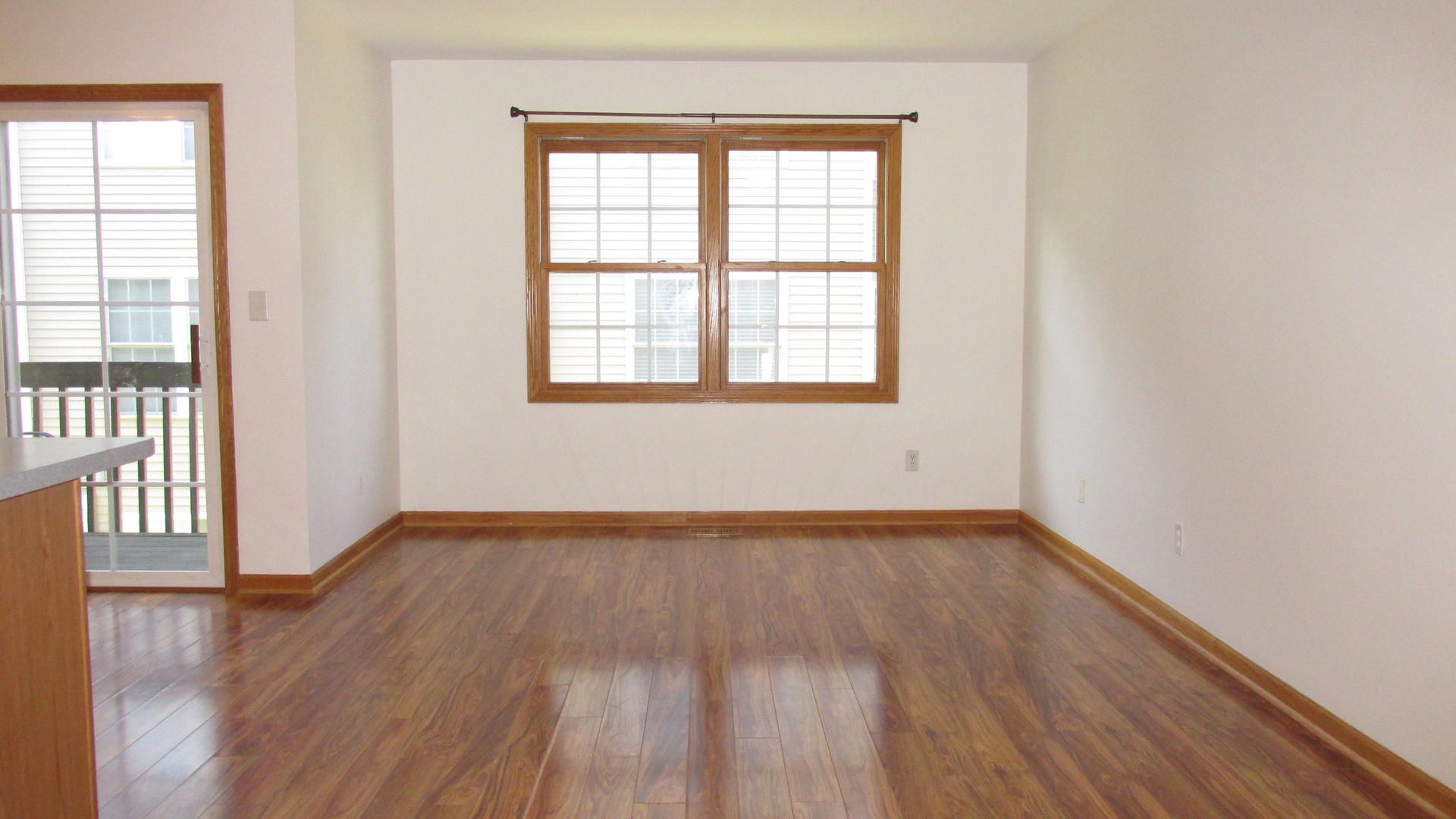 548 South Peace Road, Unit 2 Sycamore, IL 60178 - Photo 13 of 36