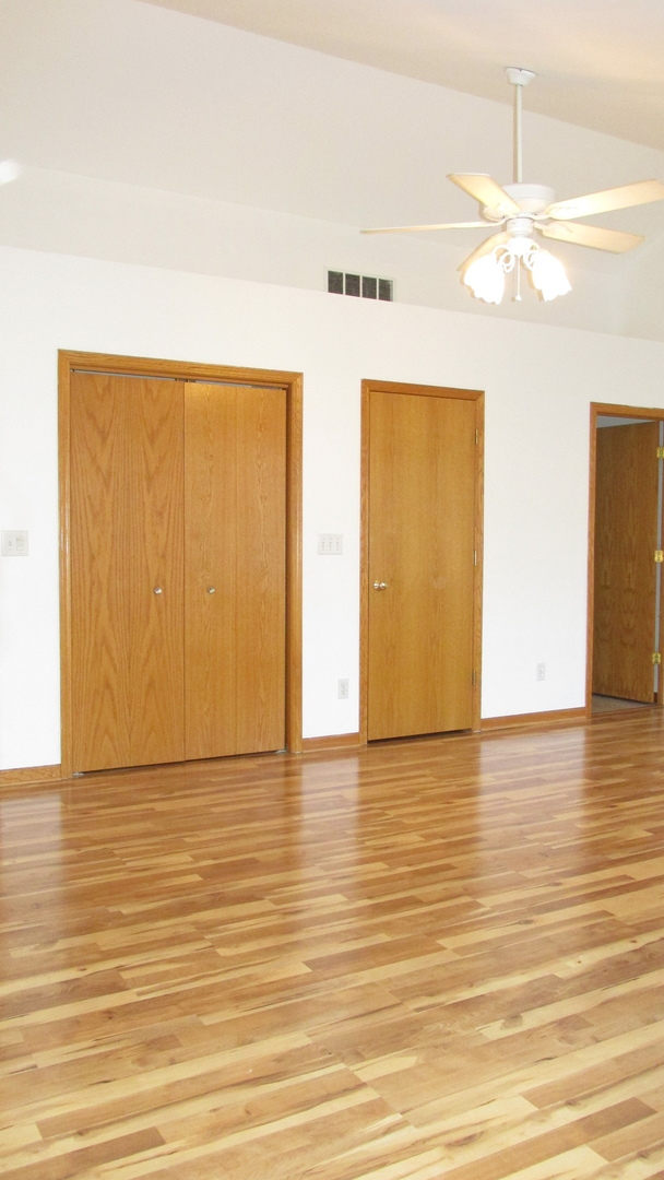 548 South Peace Road, Unit 2 Sycamore, IL 60178 - Photo 19 of 36