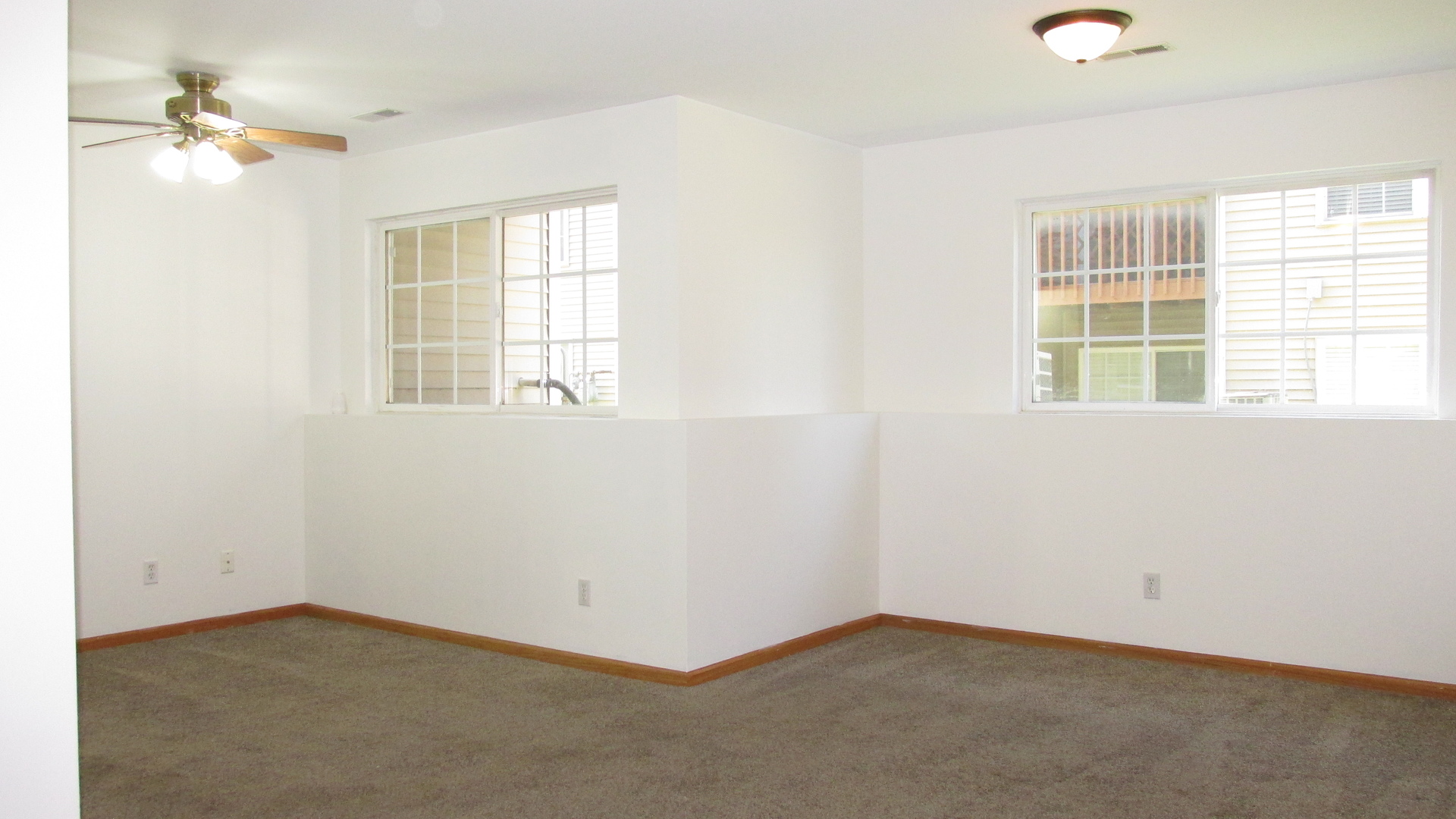 548 South Peace Road, Unit 2 Sycamore, IL 60178 - Photo 22 of 36