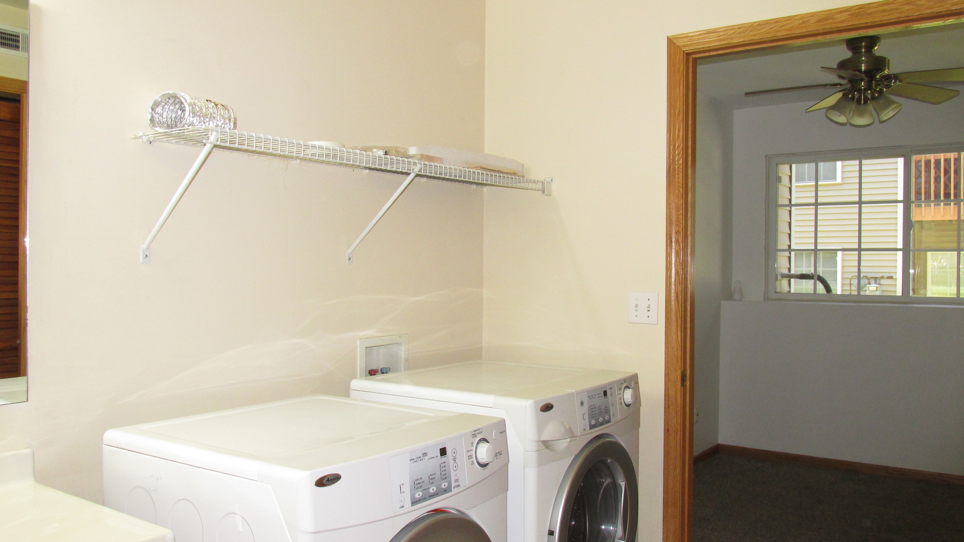 548 South Peace Road, Unit 2 Sycamore, IL 60178 - Photo 33 of 36