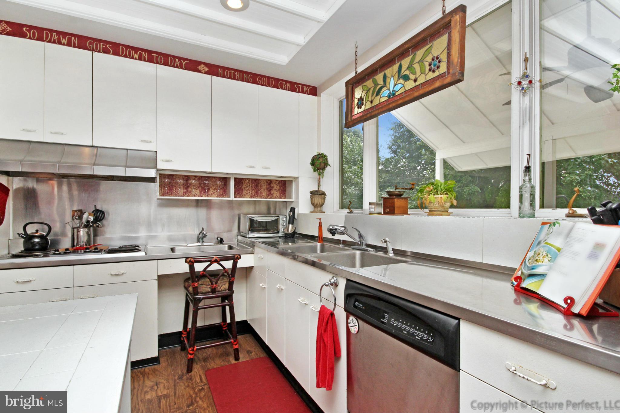 5641 Mountville Road Adamstown, MD 21710 - Photo 11 of 29 Kitchen
