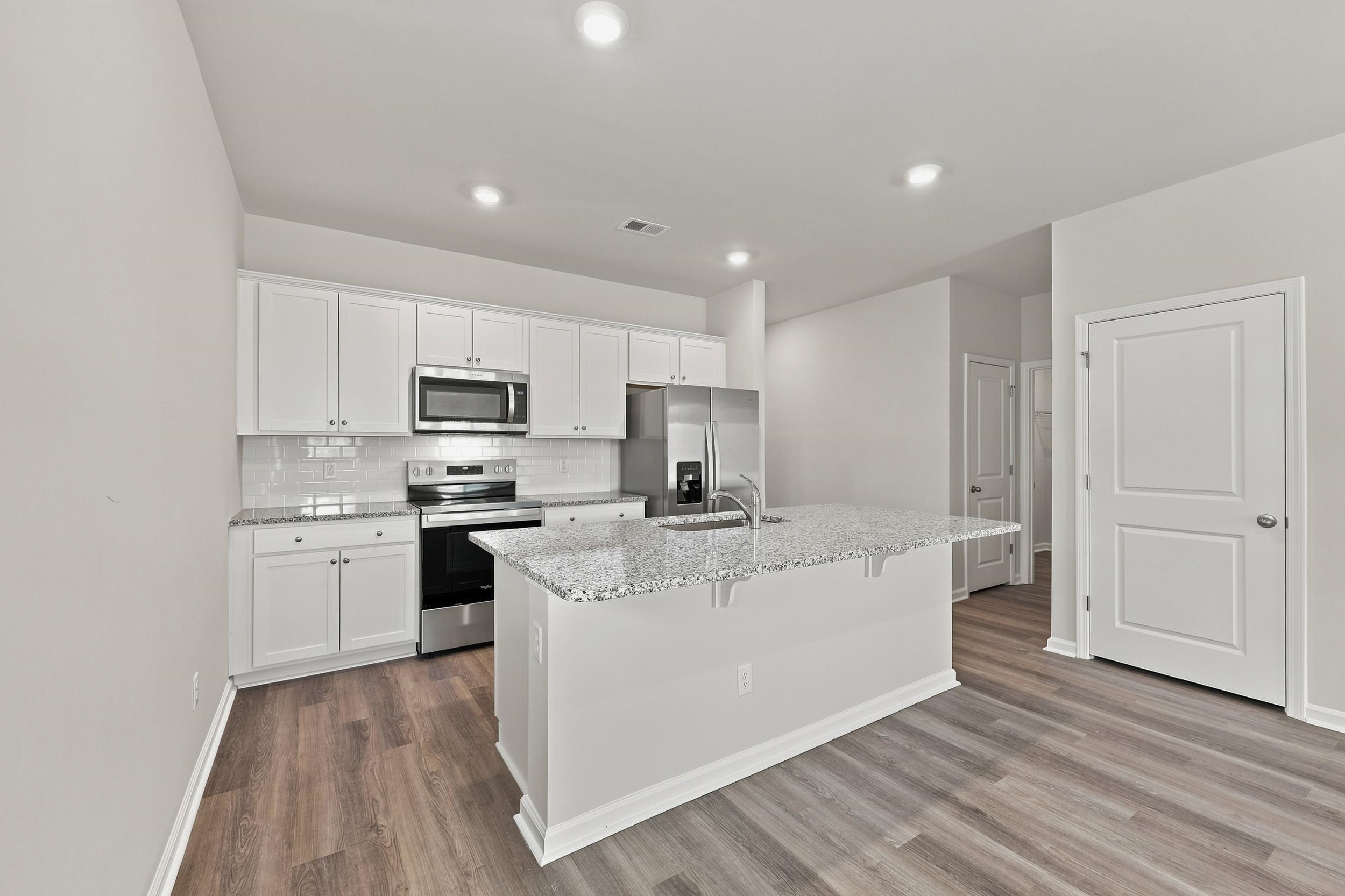 284 Long Beard Way Loris, SC 29569 - Photo 6 of 31 Gallery Image 6