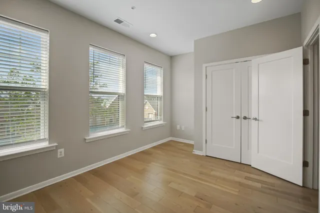 $4,250 | 621 Parkside Place Northeast, Washington, DC 20019