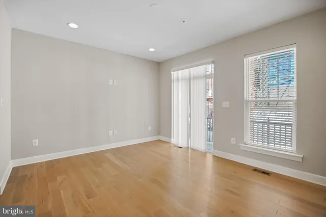 $4,250 | 621 Parkside Place Northeast, Washington, DC 20019