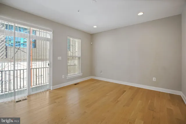 $4,250 | 621 Parkside Place Northeast, Washington, DC 20019