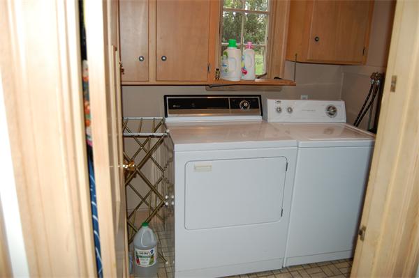 52 Grenwold Road Quincy, MA 02169 - Photo 17 of 30 Gallery Image 17