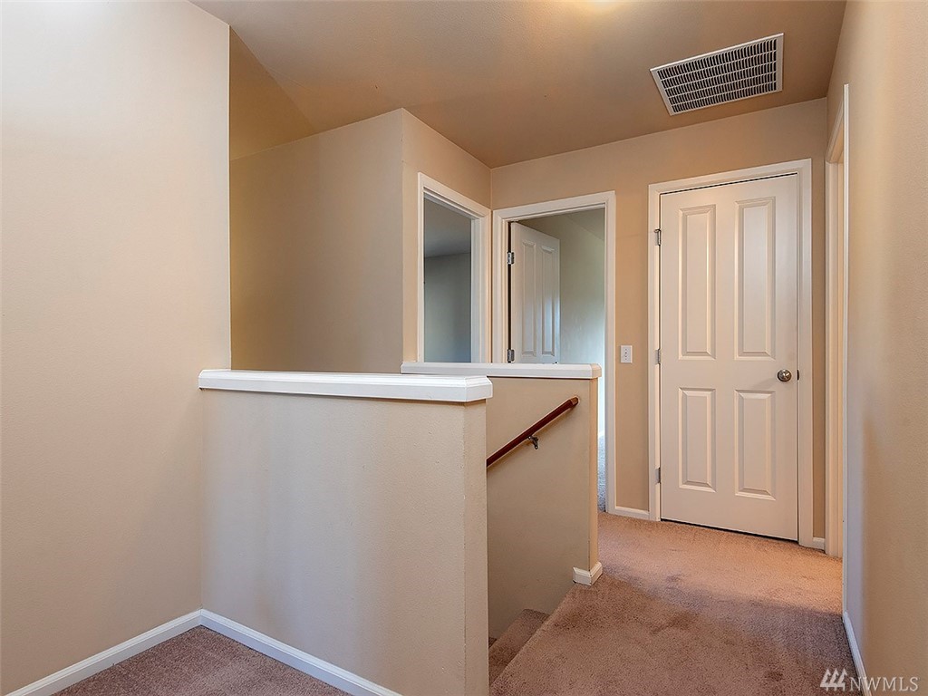 19410 Meridian Place West Bothell, WA 98012 - Photo 17 of 29