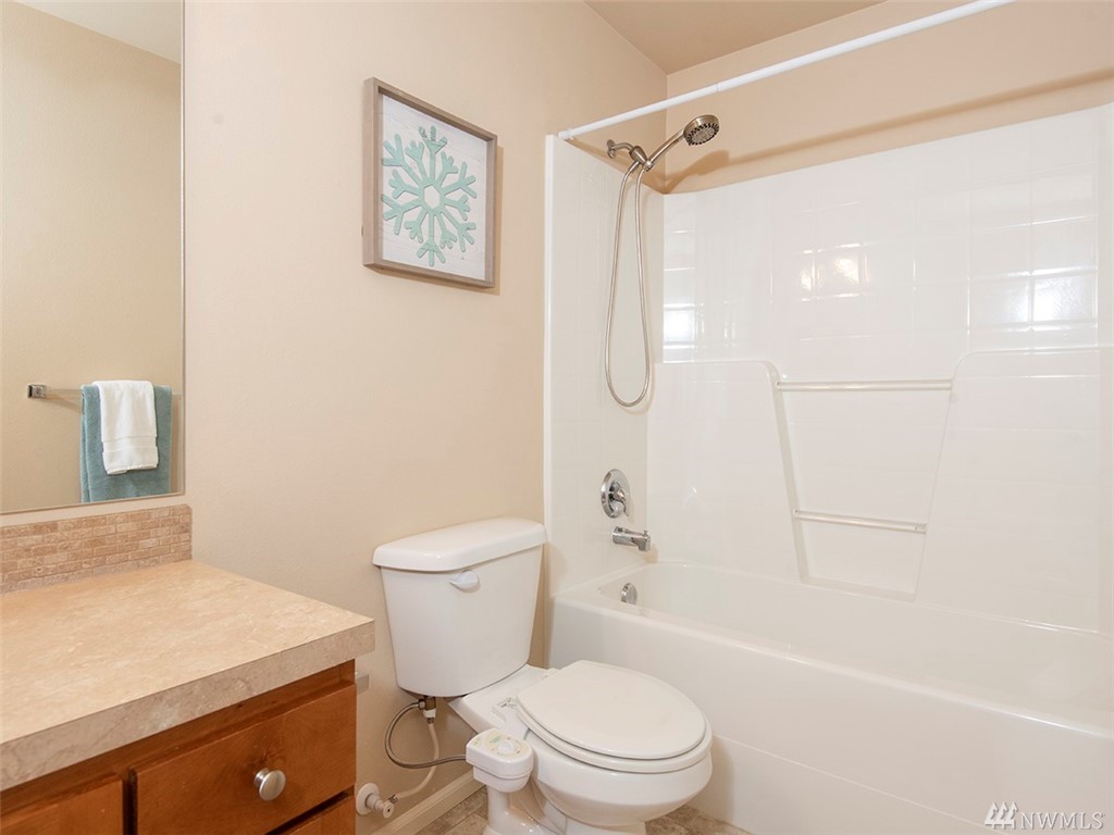 19410 Meridian Place West Bothell, WA 98012 - Photo 18 of 29