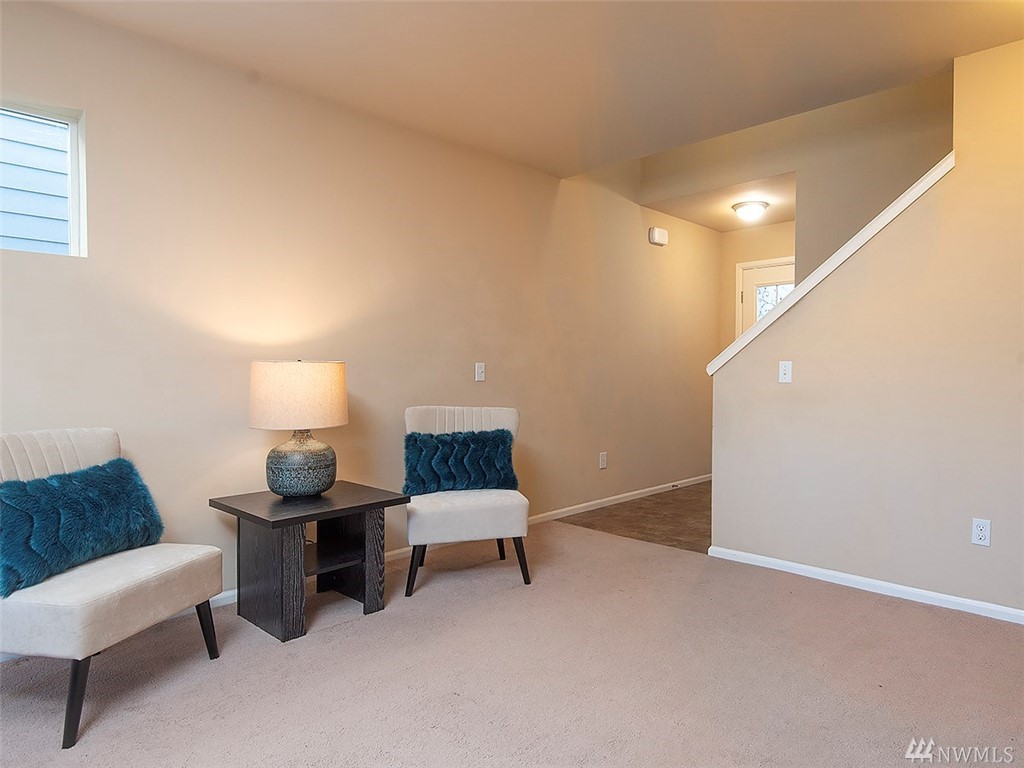 19410 Meridian Place West Bothell, WA 98012 - Photo 4 of 29