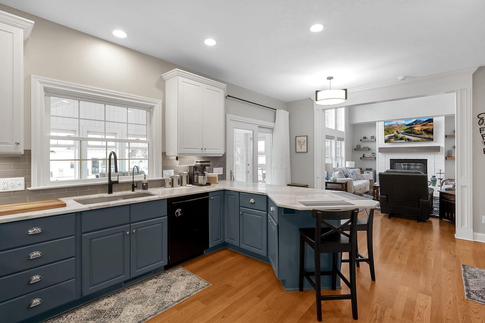 7525 Hayden Run Road Hilliard, OH 43026 - Photo 20 of 73 Kitchen