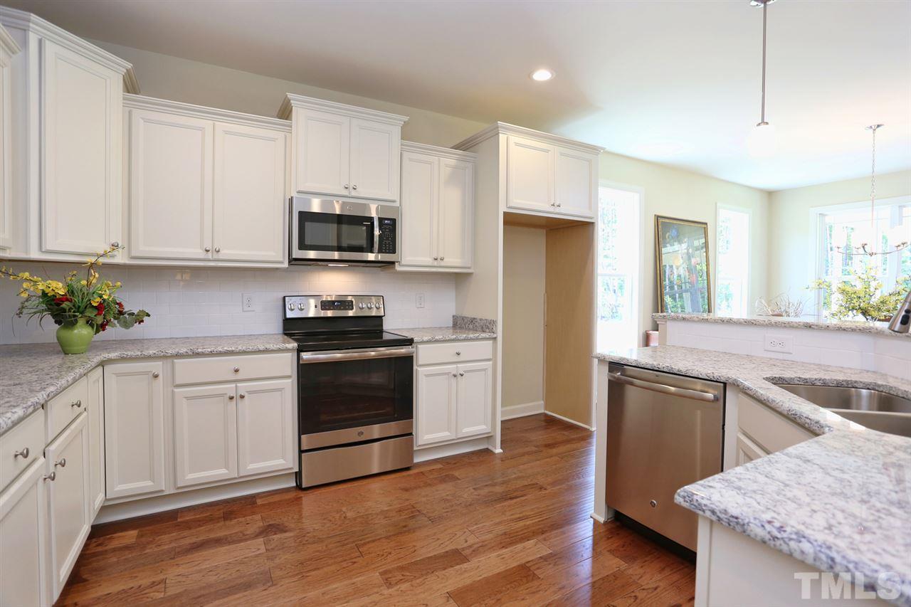 2925 Suncrest Village Lane Raleigh, NC 27616 - Photo 4 of 25 Gallery Image 4