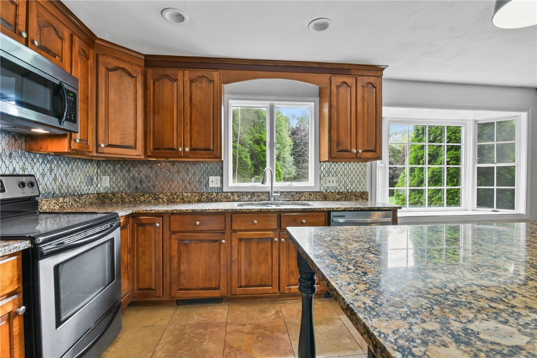 2360 Middle Road East Greenwich, RI 02818 - Photo 26 of 43