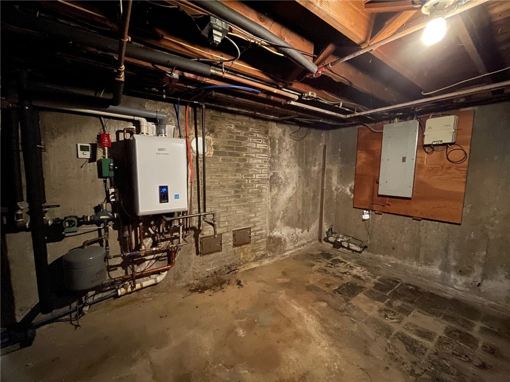 70 Broadmoor Road Cranston, RI 02910 - Photo 19 of 23 Gallery Image 19