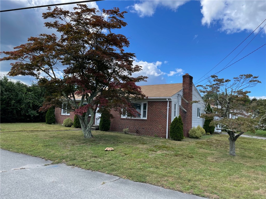 70 Broadmoor Road Cranston, RI 02910 - Photo 3 of 23 Gallery Image 3