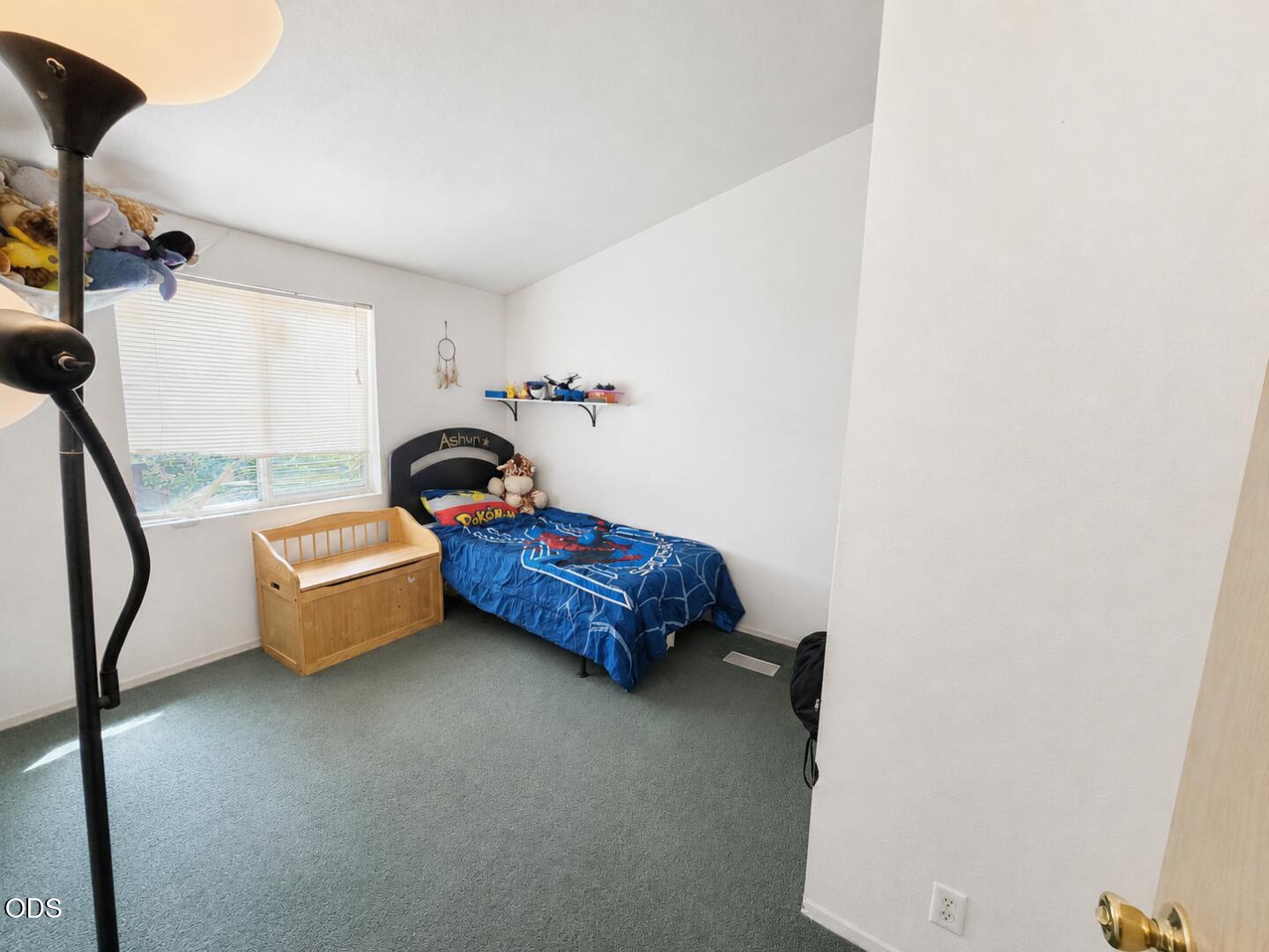 275 Sallsten Road Grants Pass, OR 97527 - Photo 6 of 12 Gallery Image 6