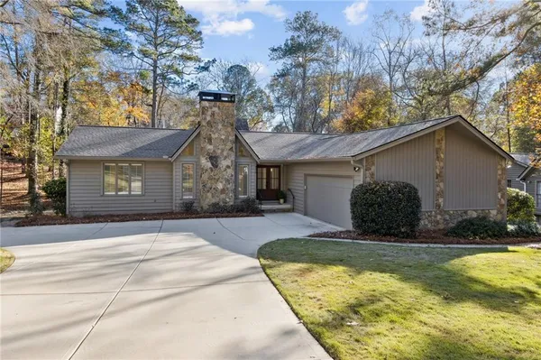 $790,000 | 420 Hackberry Court, Roswell, GA 30076