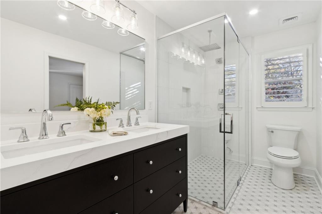 420 Hackberry Court Roswell, GA 30076 - Photo 22 of 35