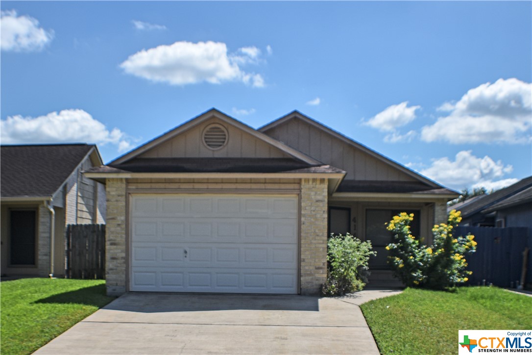 414 Mariner Drive Victoria, TX 77901 - Photo 1 of 1