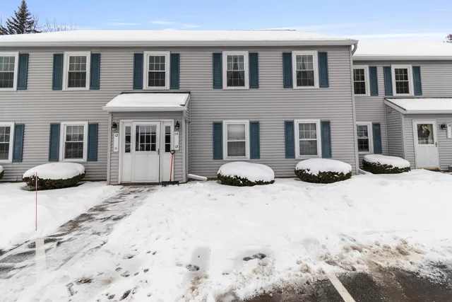 $319,900 | 34 Brickyard Road, Unit 14, Essex Junction, VT 05452