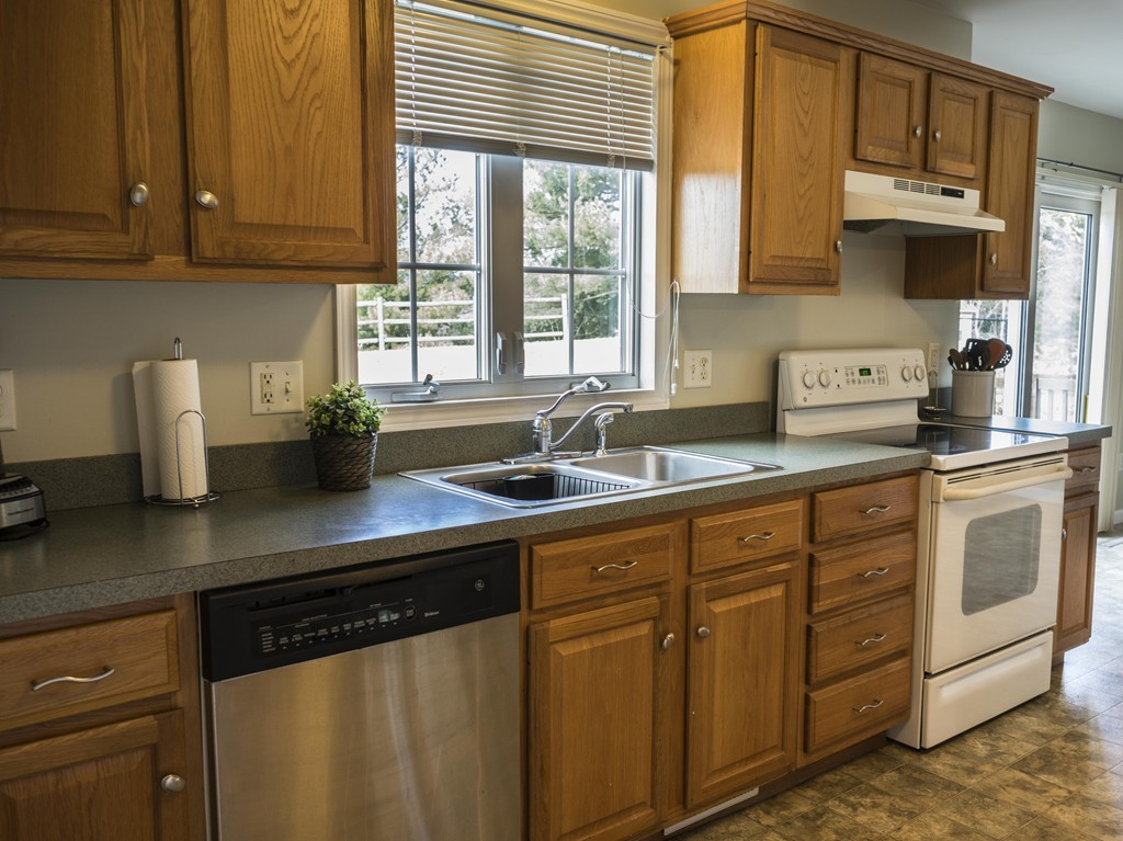 459 Springdale Road Westfield, MA 01085 - Photo 10 of 30 Gallery Image 10