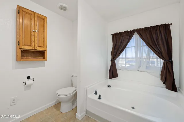 $399,999 | 908 60th Street West, Rosamond, CA 93560