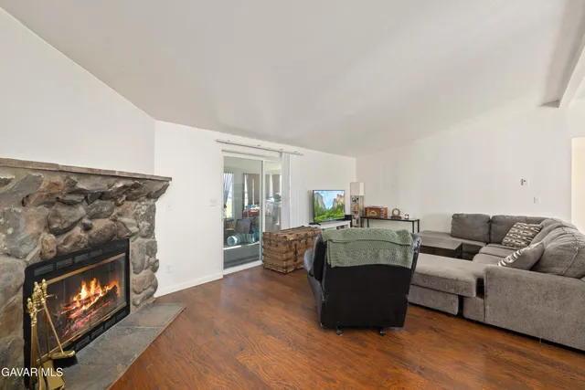 $399,999 | 908 60th Street West, Rosamond, CA 93560