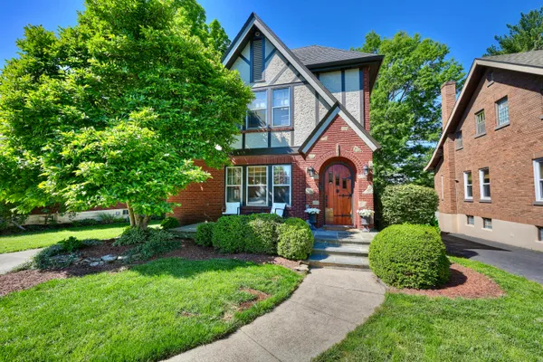 $465,000 | 83 Arcadia Avenue, Lakeside Park, KY 41017