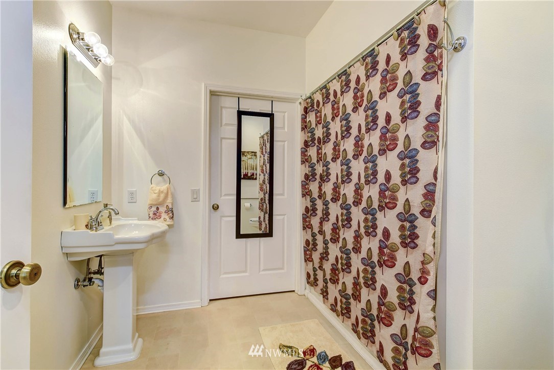 416 228th Street Southwest, Unit G101 Bothell, WA 98021 - Photo 15 of 18 Gallery Image 15