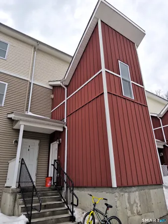 $300,000 | 23 Scuppo Road, Unit 57, Danbury, CT 06811