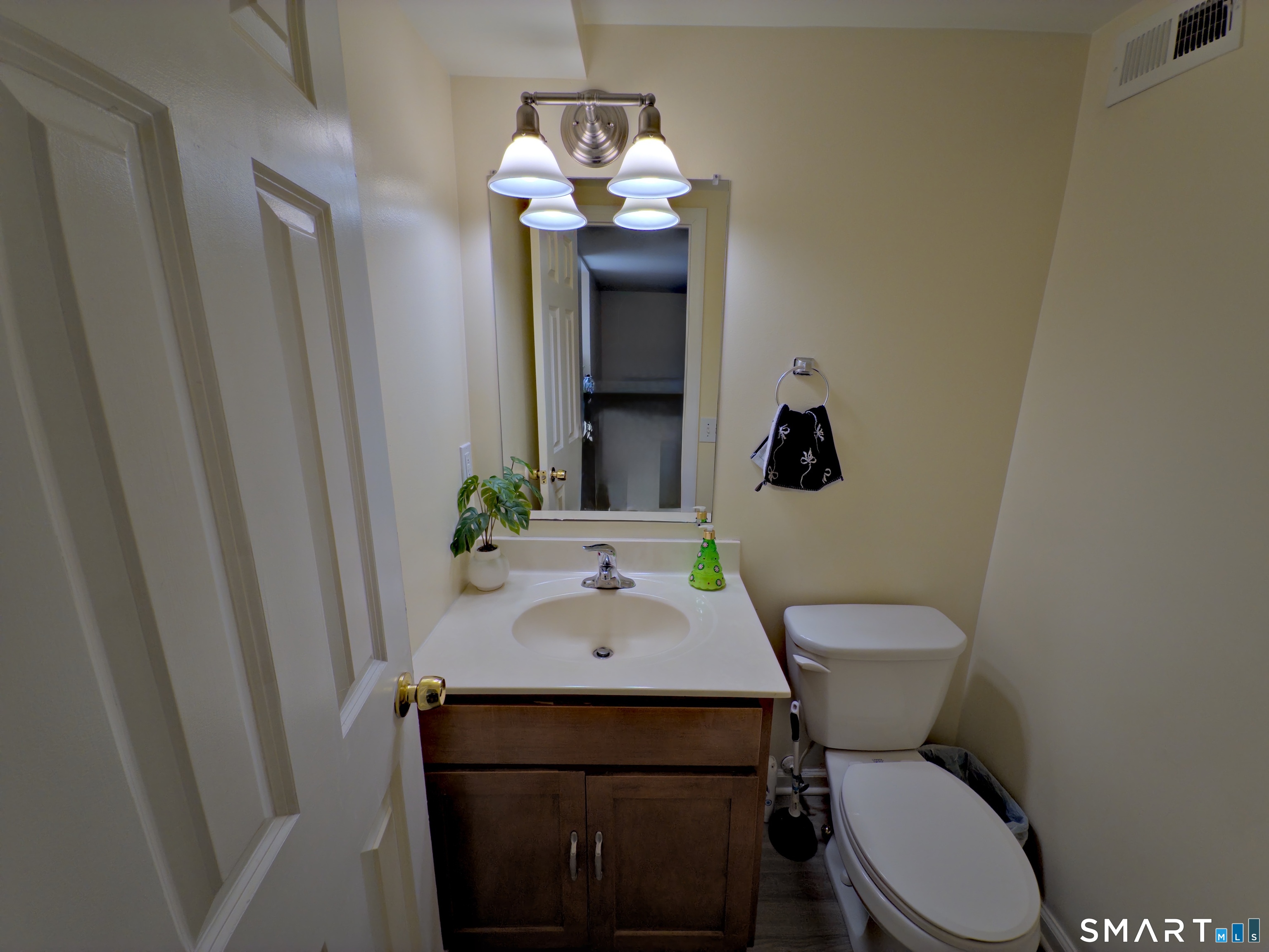 23 Scuppo Road, Unit 57 Danbury, CT 06811 - Photo 12 of 33