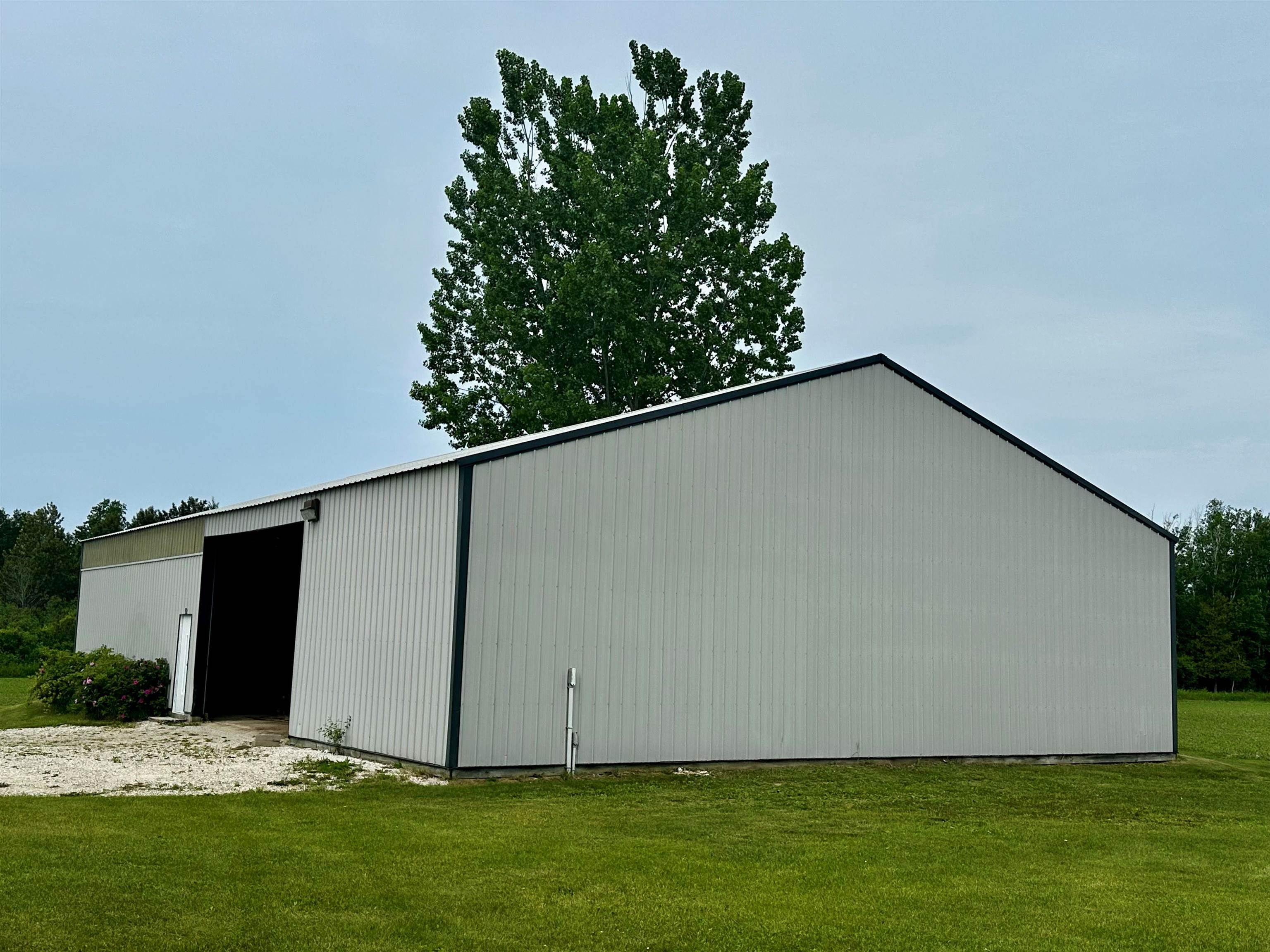 7376 Neils Road Sturgeon Bay, WI 54235 - Photo 16 of 26