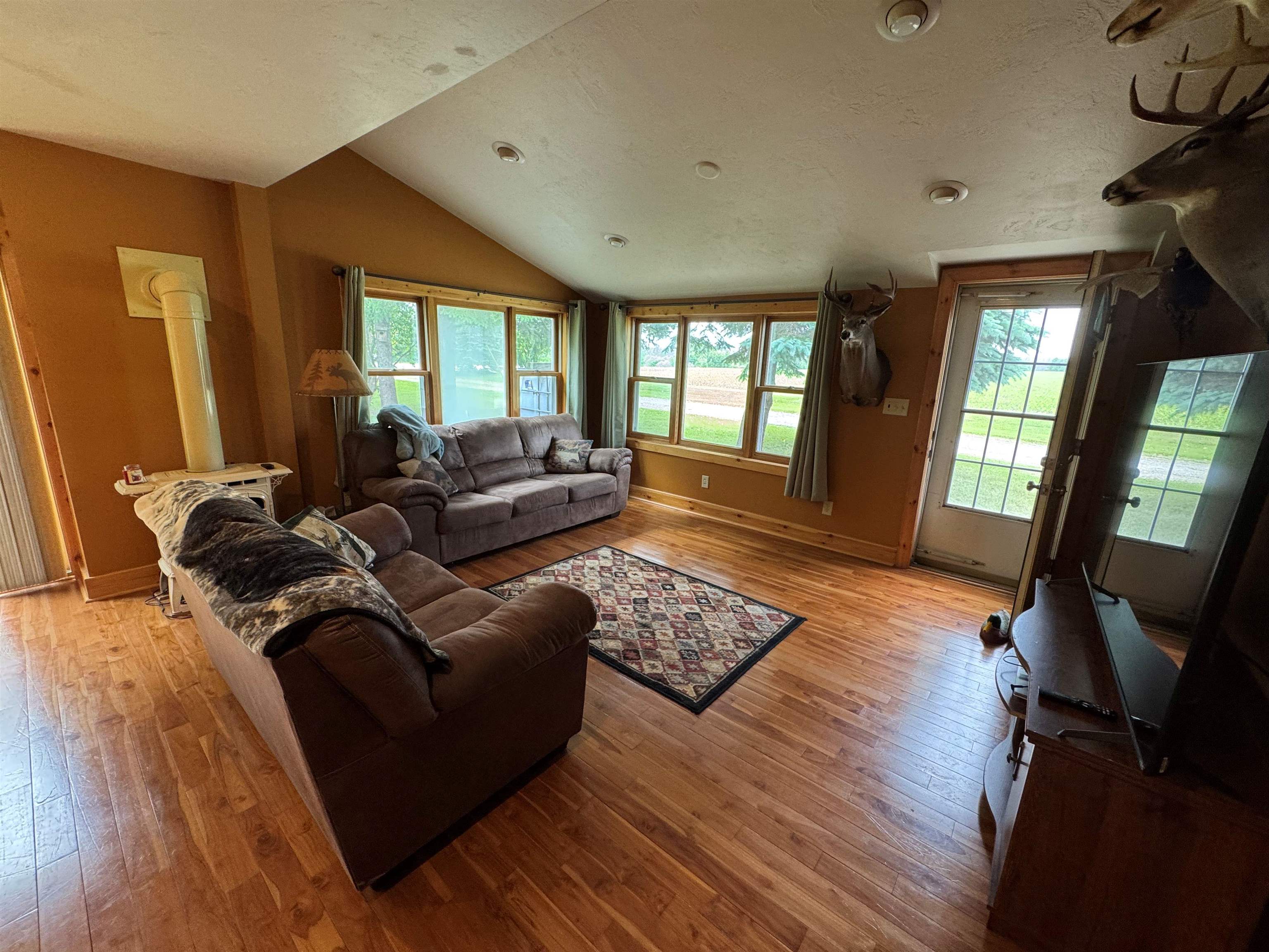 7376 Neils Road Sturgeon Bay, WI 54235 - Photo 4 of 26