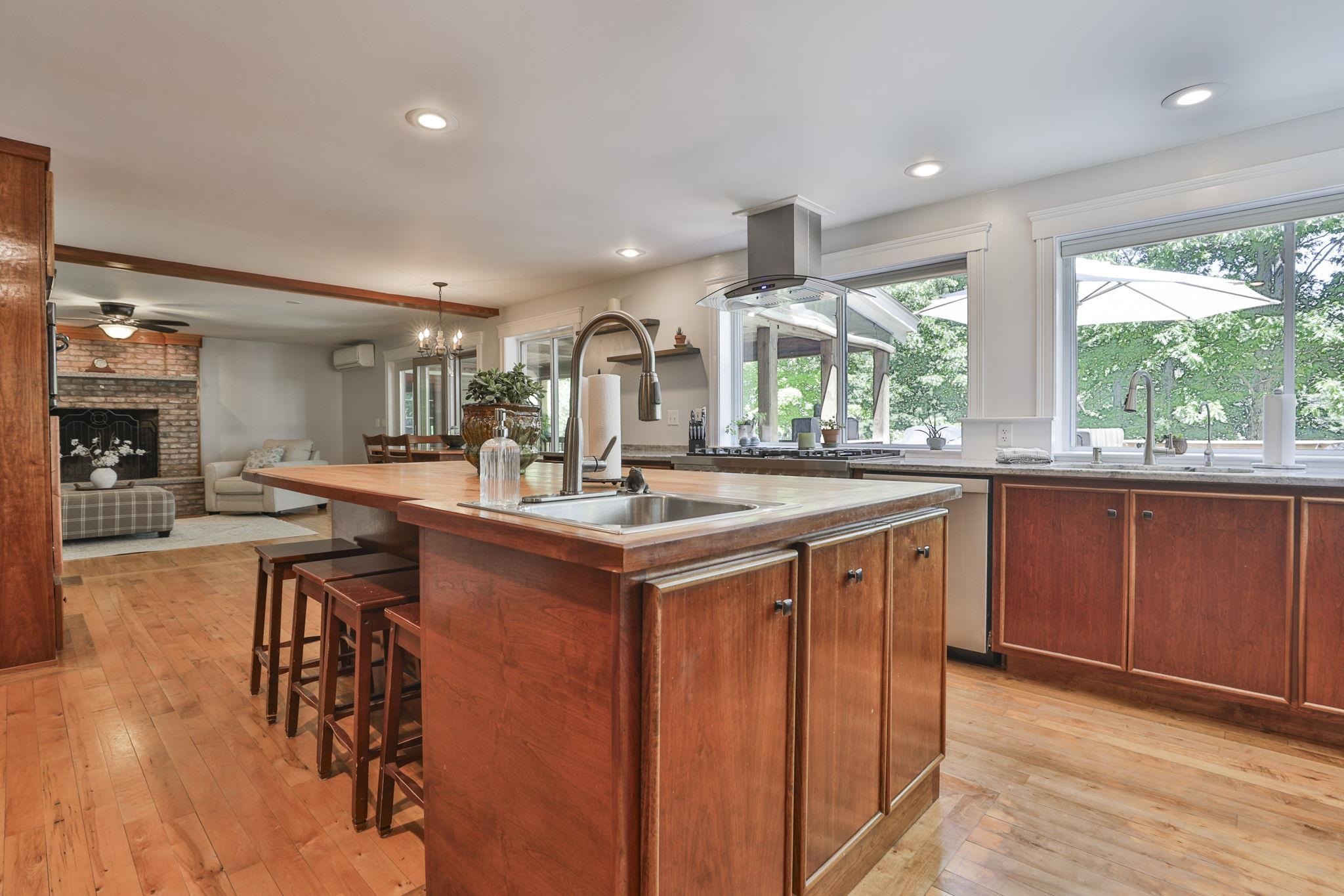 10 Sargent Road Brookline, NH 03033 - Photo 10 of 60