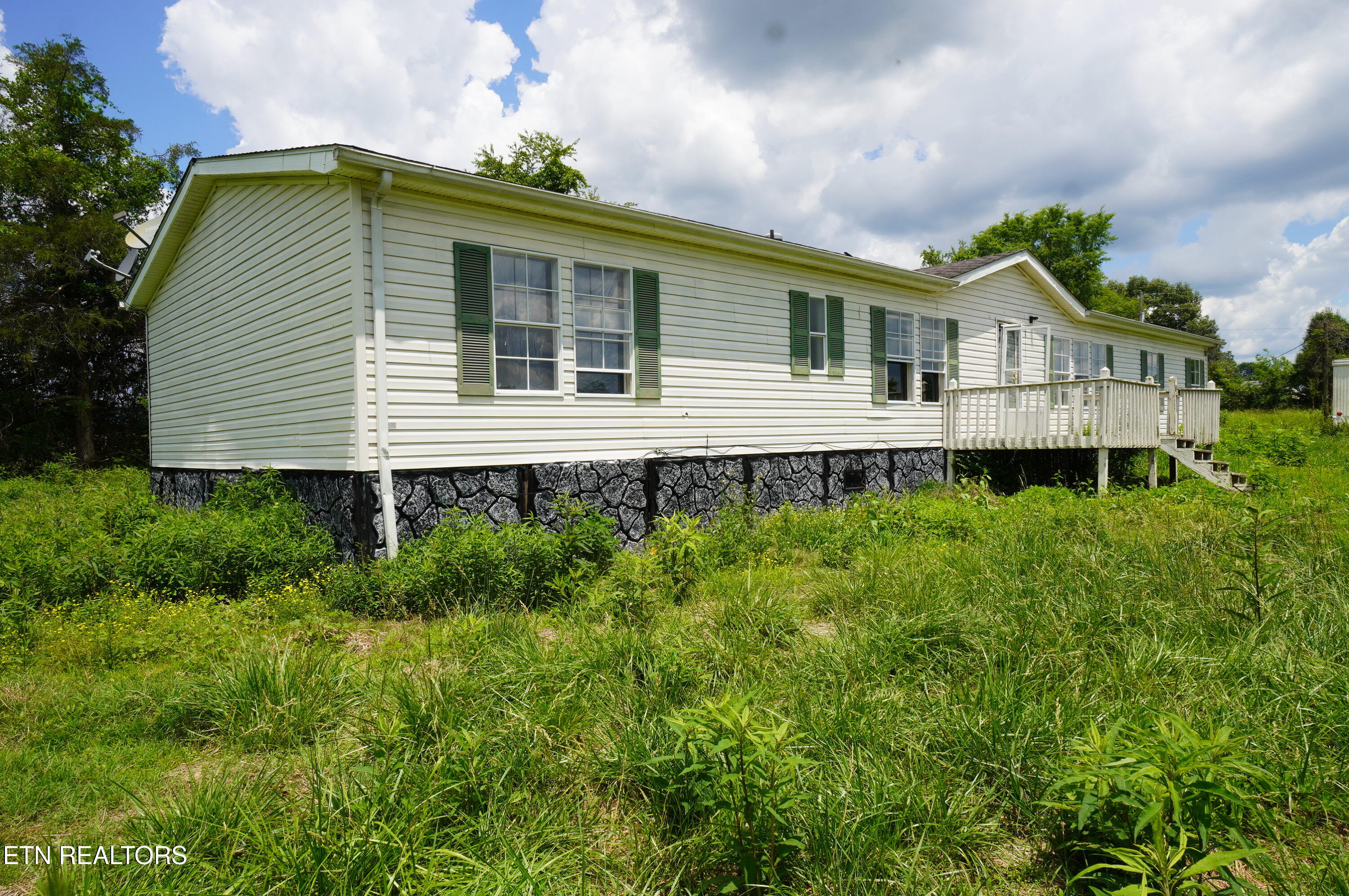 160 Kate Riley Lane Mohawk, TN 37810 - Photo 3 of 28 kate riley - nfb (5)
