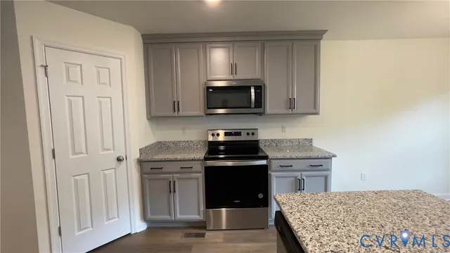 $2,800 | 4944 Bailey Woods Lane, Midlothian, VA 23112