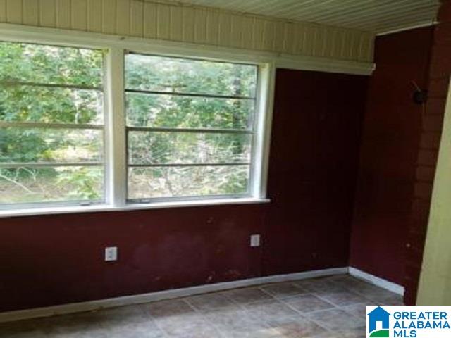 732 1st Place Pleasant Grove, AL 35127 - Photo 3 of 10