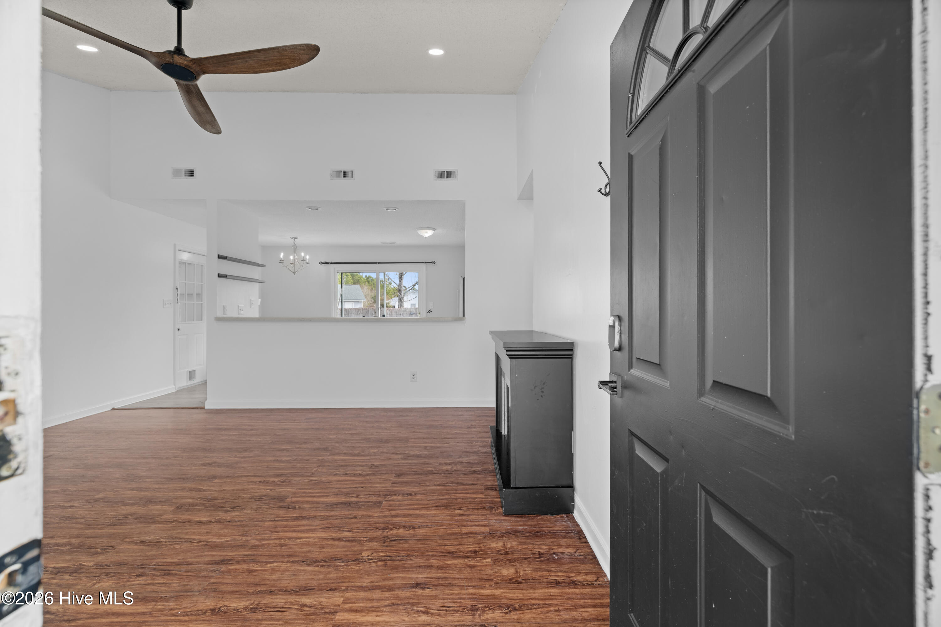 405 Hooks Lane Hubert, NC 28539 - Photo 7 of 40 A02A0021